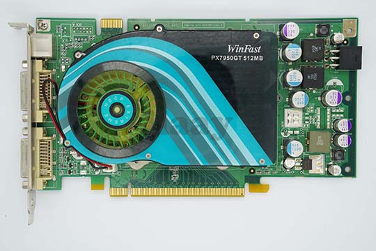 丽台Winfast PX7950 GT TDH EXTREME 512MB显示卡（nVIDIA GeForce 7950 GT芯片）